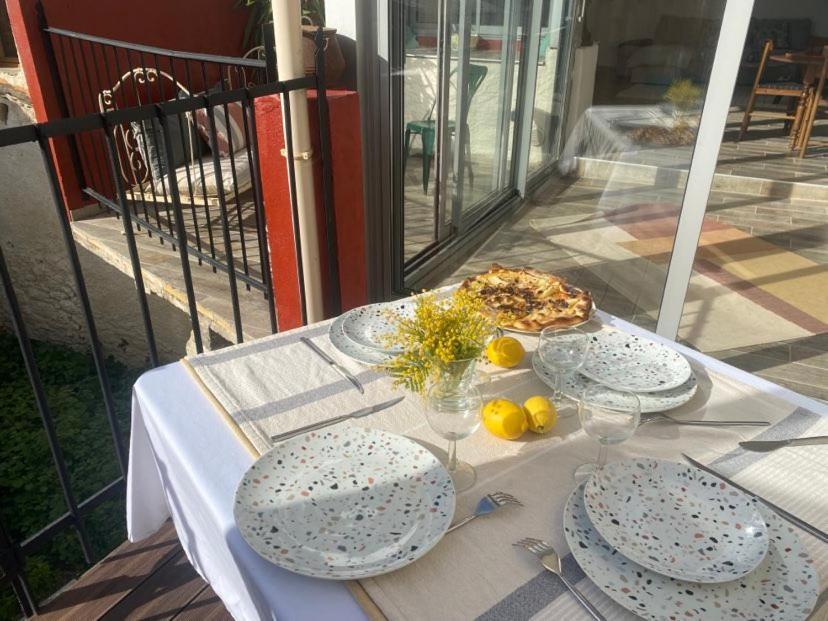 Maison Plein Sud Sur Les Toits Au 2 Terrasses Montagnac  Eksteriør bilde